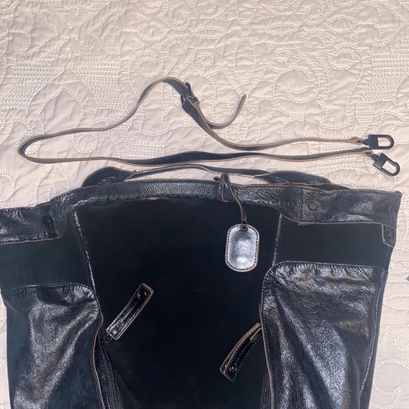 BCBG MaxAzria Shoulder Bag Black Suede/Leather - Picture 10 of 10